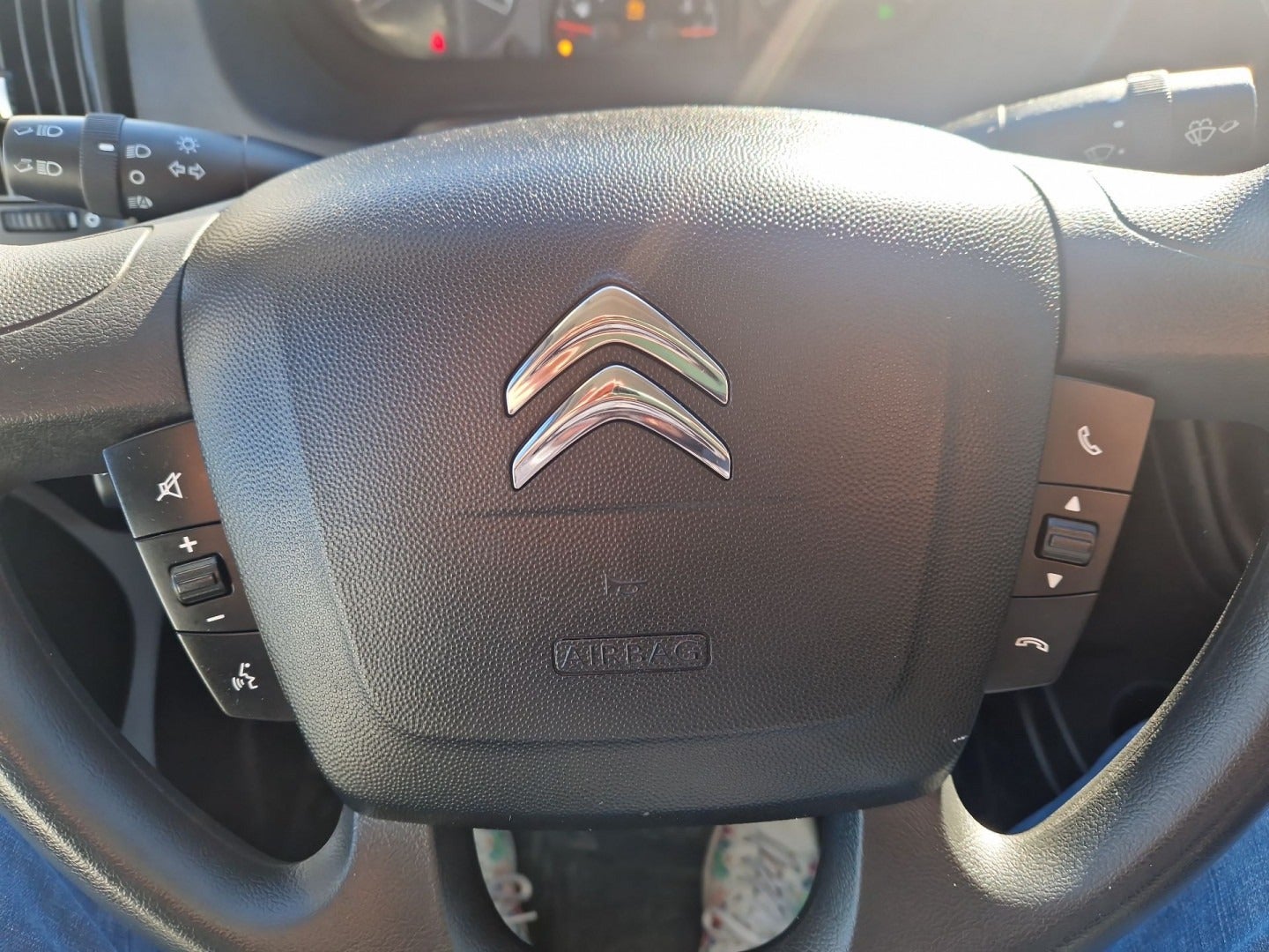 Billede af Citroën Jumper 33 2,2 BlueHDi 140 L3H2 MasterLine