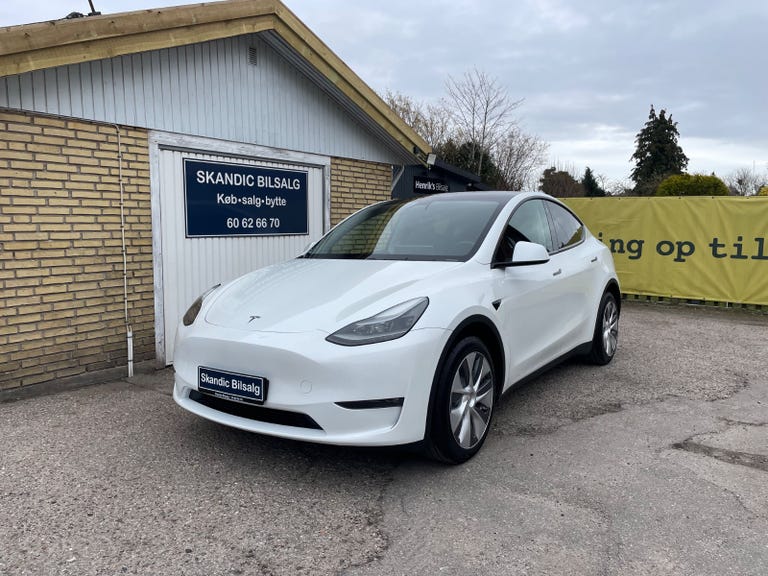 Tesla Model Y Long Range AWD