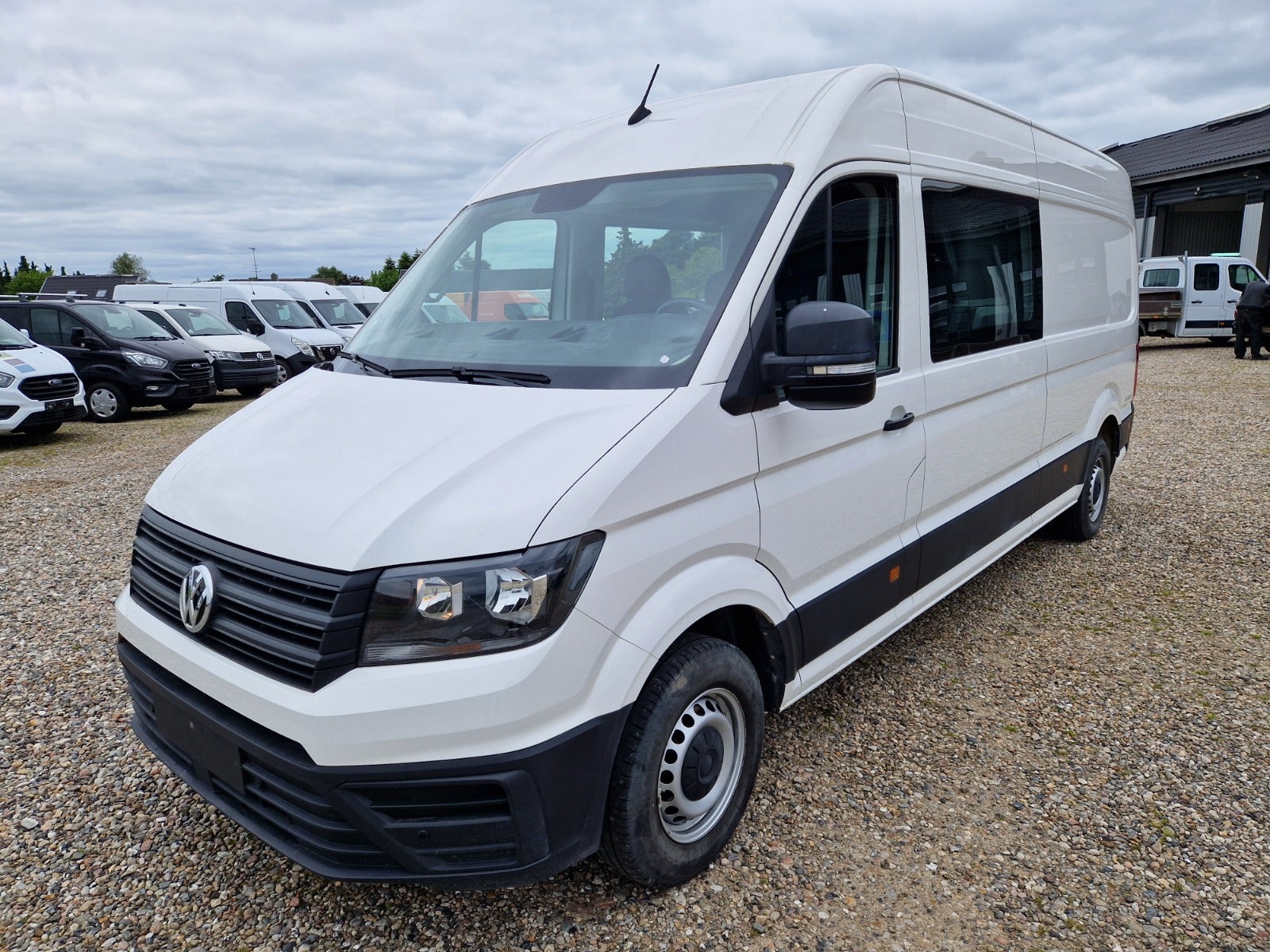 Billede af VW Crafter 35 2,0 TDi 177 Kassevogn L4H3