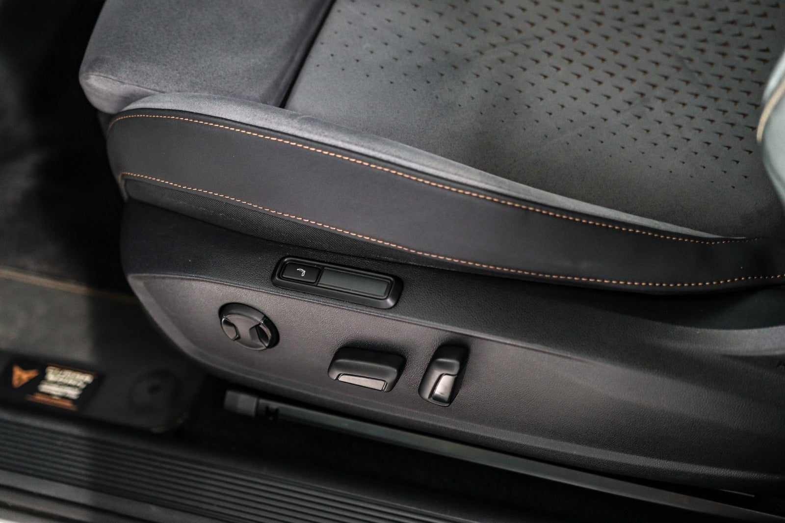 Billede af Cupra Born 77 e-Boost Dinamica Pack High