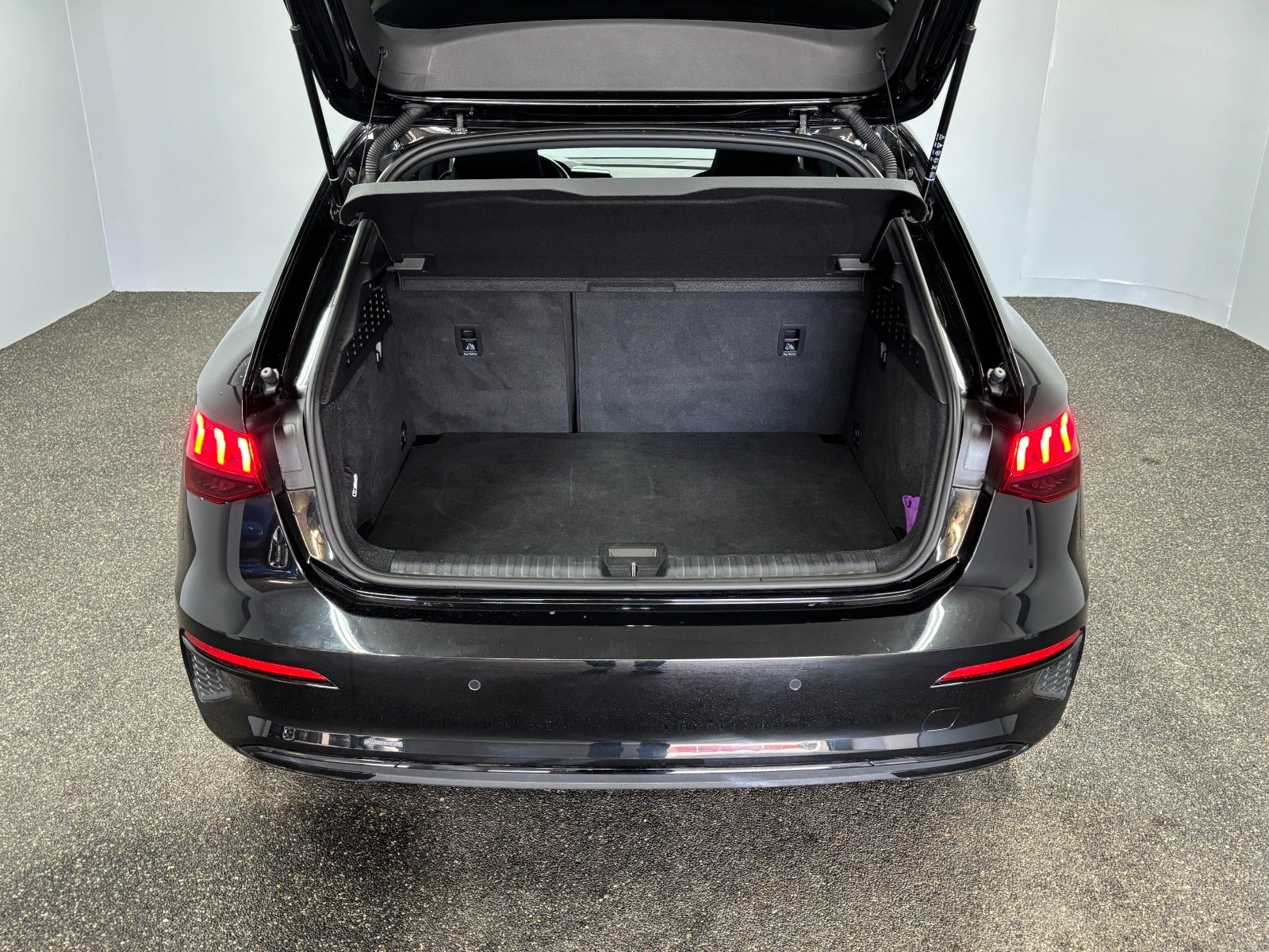 Billede af Audi A3 40 TFSi e Prestige Sportback S-tr.