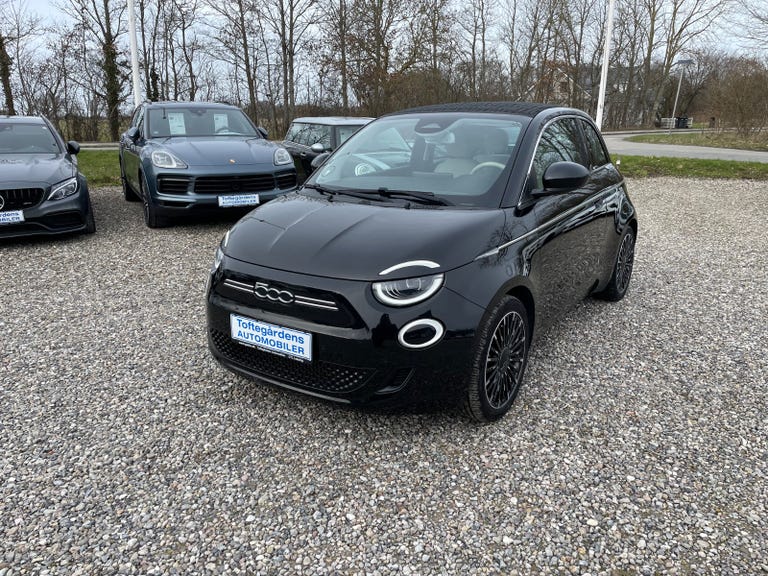 Fiat 500e la Prima Cabrio