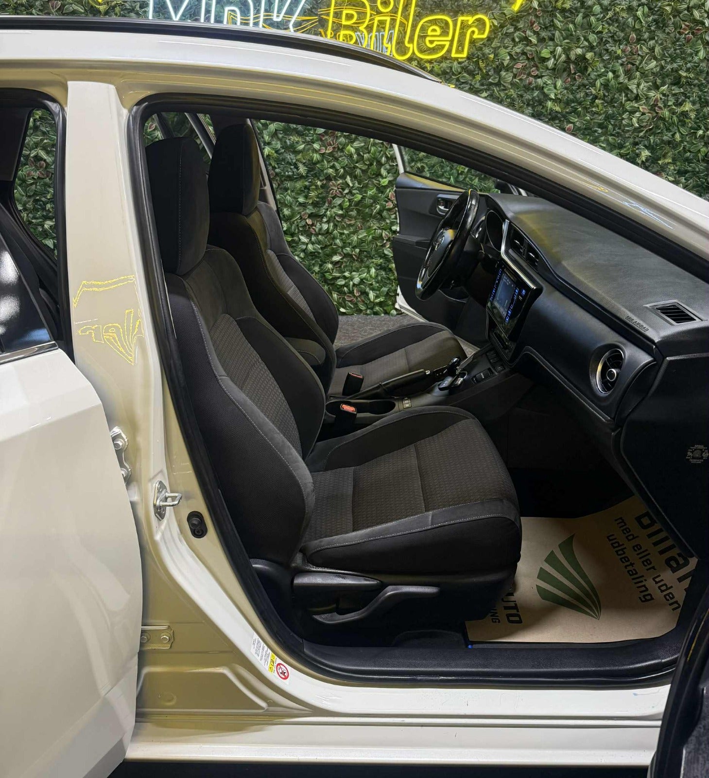 Billede af Toyota Auris 1,8 Hybrid H2 Style Touring Sports CVT