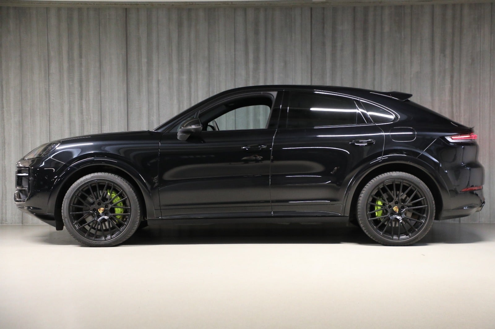 Porsche Cayenne 3,0 E-Hybrid Coupé Tiptr.