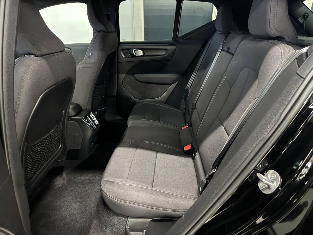 Volvo XC40 P6 ReCharge Core