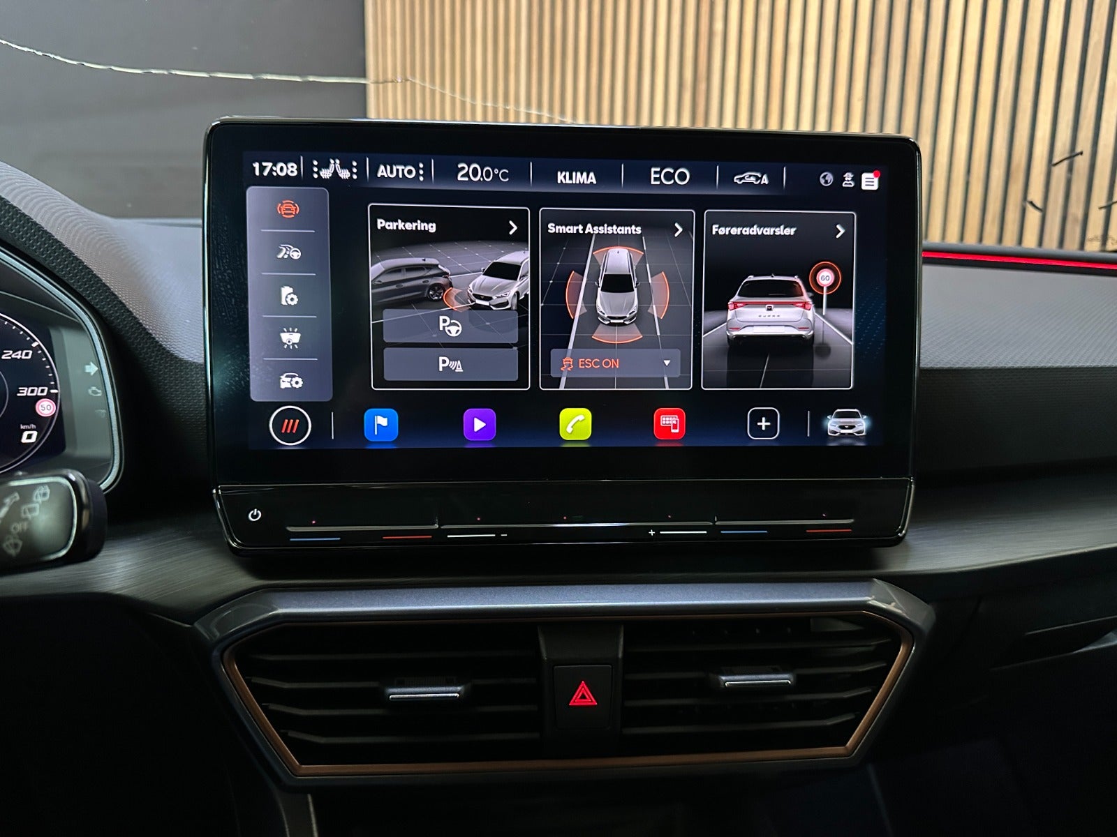 Billede af Cupra Leon 1,4 eHybrid Sportstourer DSG