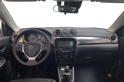 Suzuki Vitara mHybrid Adventure