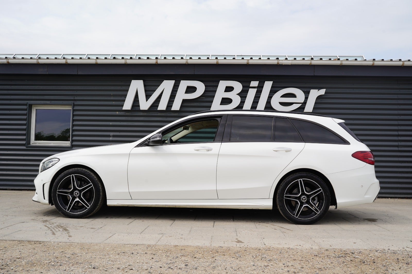 Billede af Mercedes C220 d 2,0 AMG Line Night Edition stc. aut. 4Matic