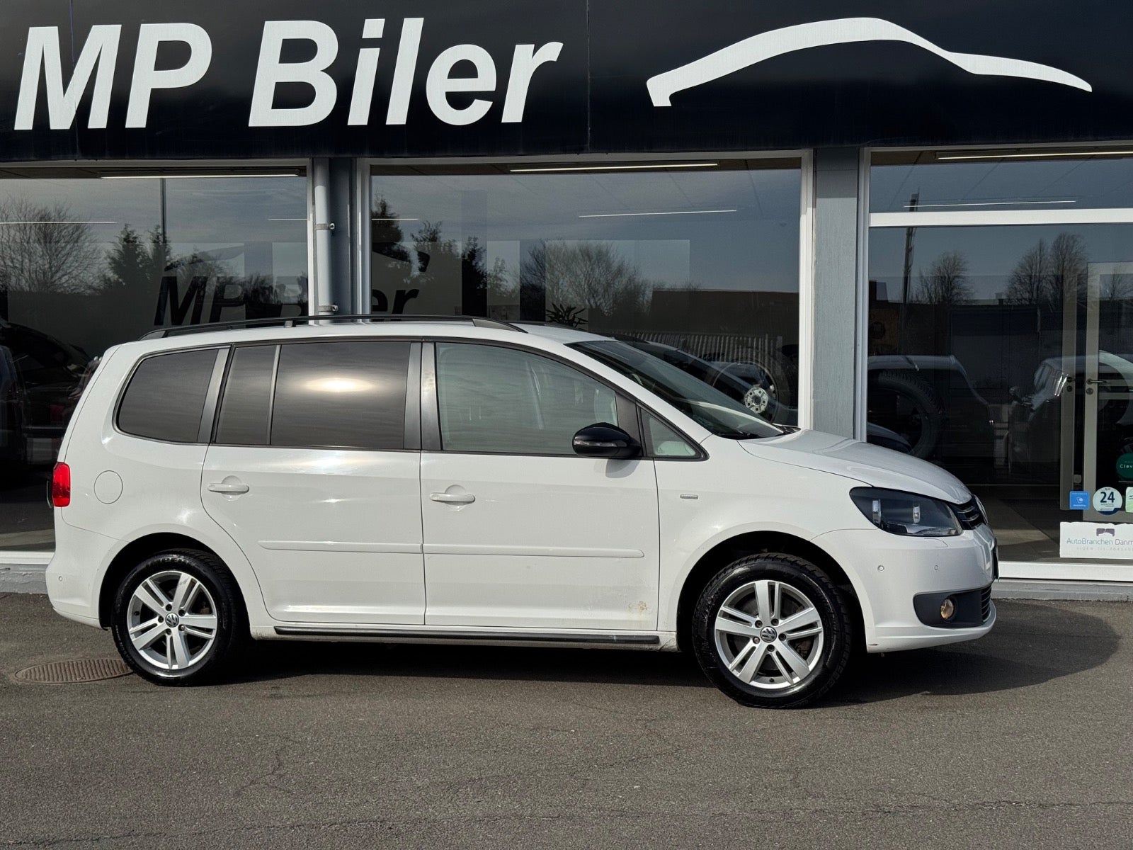 Billede af VW Touran 2,0 TDi 140 Comfortline BMT Van