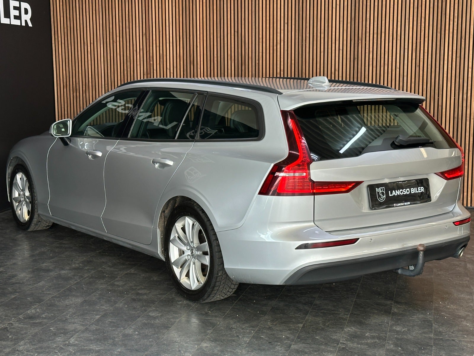 Billede af Volvo V60 2,0 D3 150 Momentum aut.