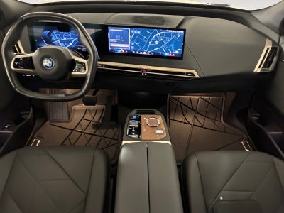 BMW iX xDrive40 Supercharged
