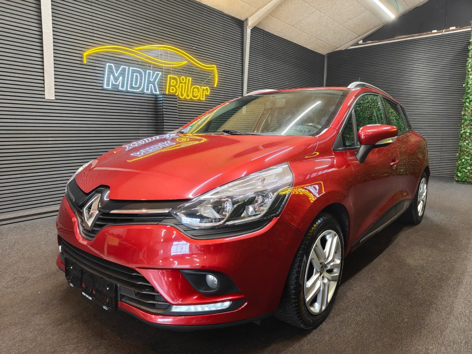 Billede af Renault Clio IV 0,9 TCe 90 Expression Sport Tourer
