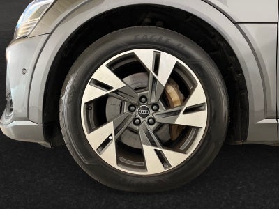 Audi e-tron S-line quattro Van