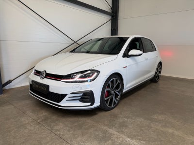 VW Golf VII 2,0 GTi Performance DSG 5d