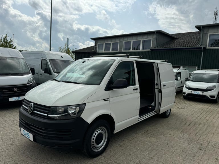 VW Transporter TDi 150 Kassevogn DSG lang