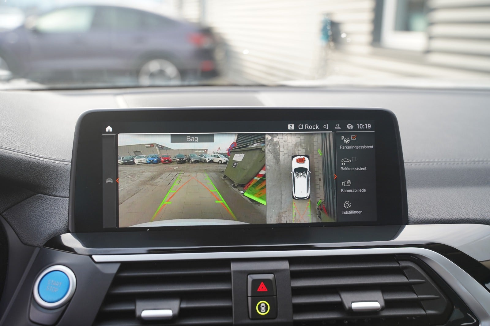 Billede af BMW iX3  Charged Impressive