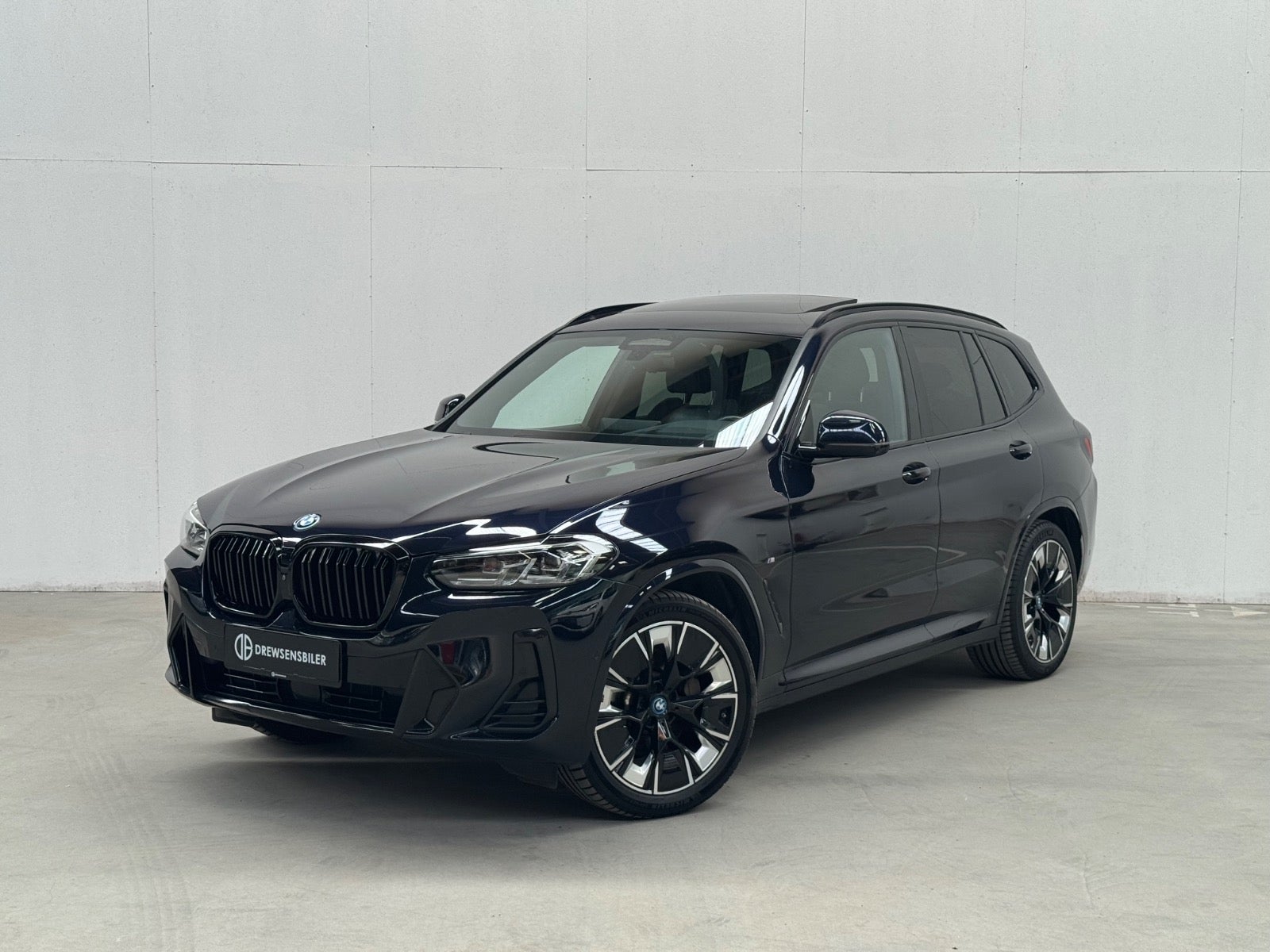 BMW iX3 Charged Plus M-Sport A