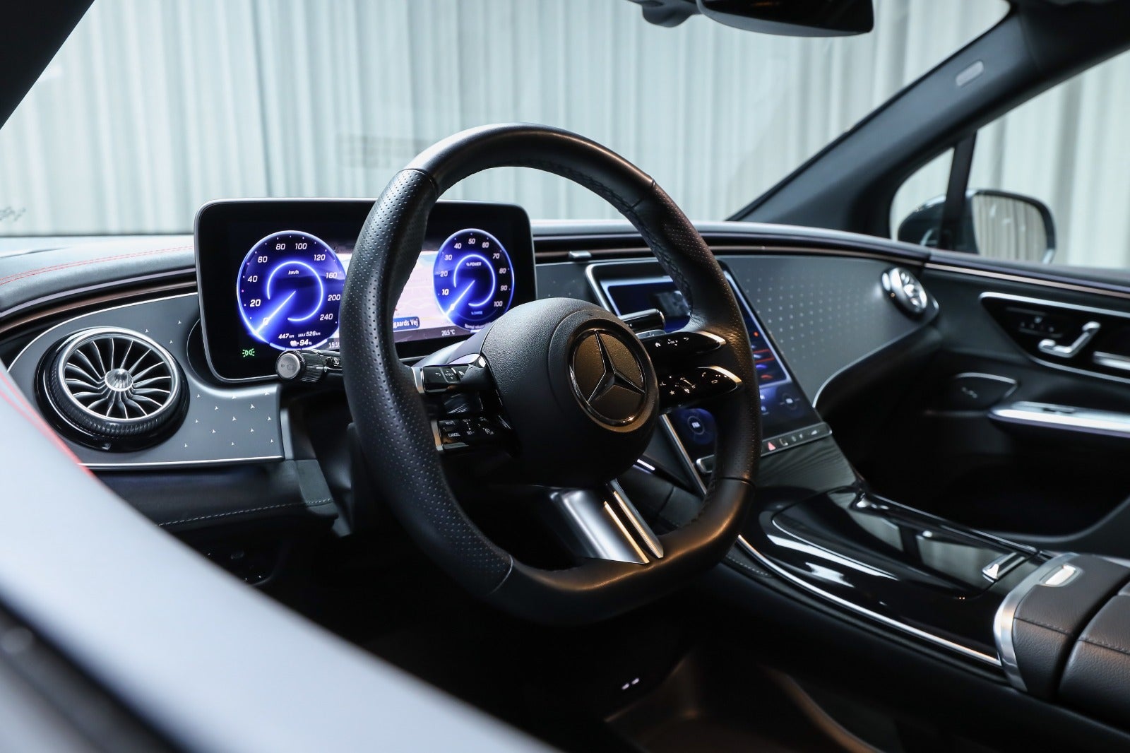 Mercedes-Benz EQE 350 SUV