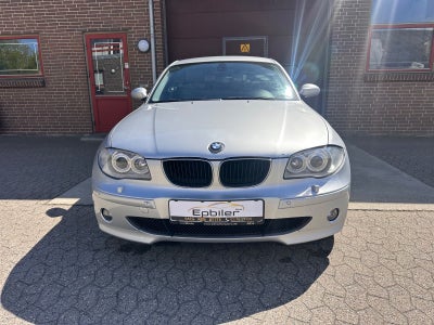 BMW 120i 2,0 Advantage 5d