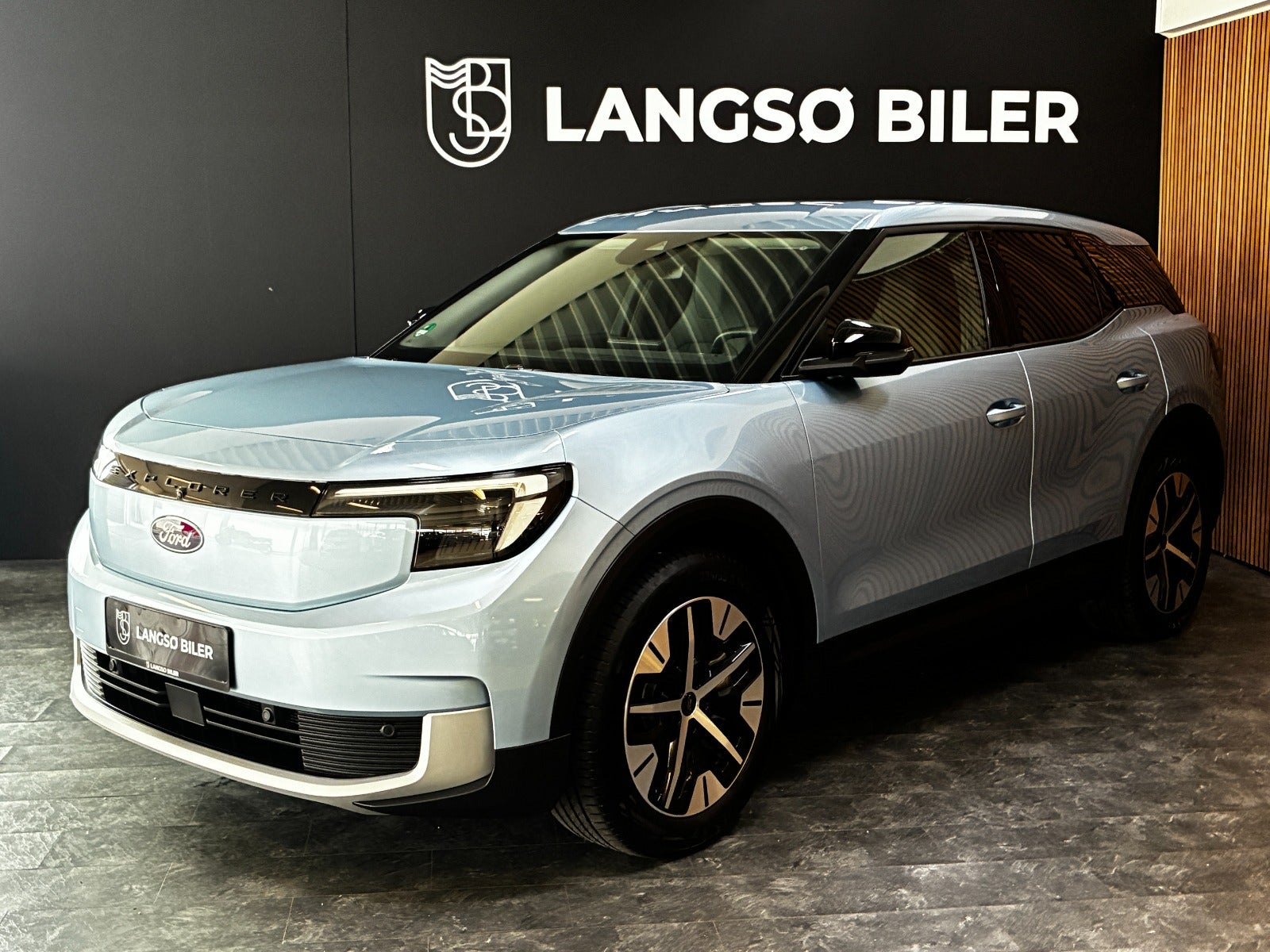 Billede af Ford Explorer 79 Select Extended Range