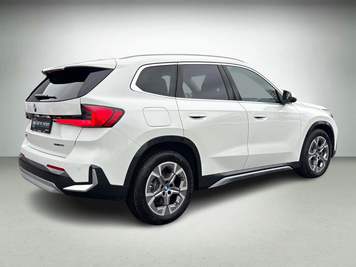 BMW iX1 eDrive20 X-Line billede 6