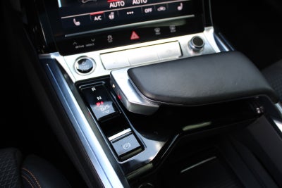 Audi e-tron Black Edition S-line quattro