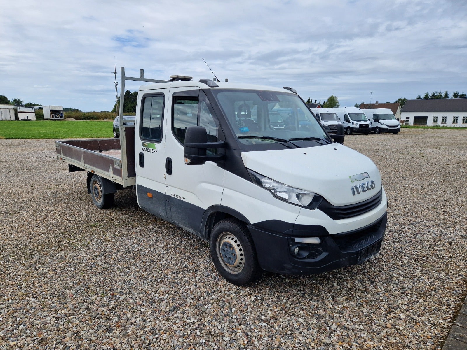 Billede af Iveco Daily 2,3 35S14 Mandskabsvogn m/lad
