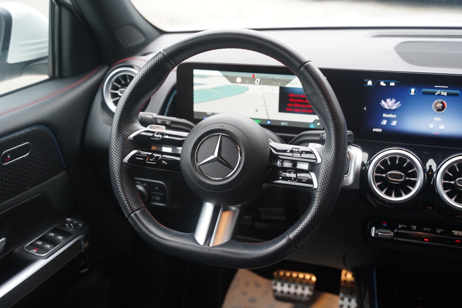 Billede af Mercedes EQB250+  AMG Line