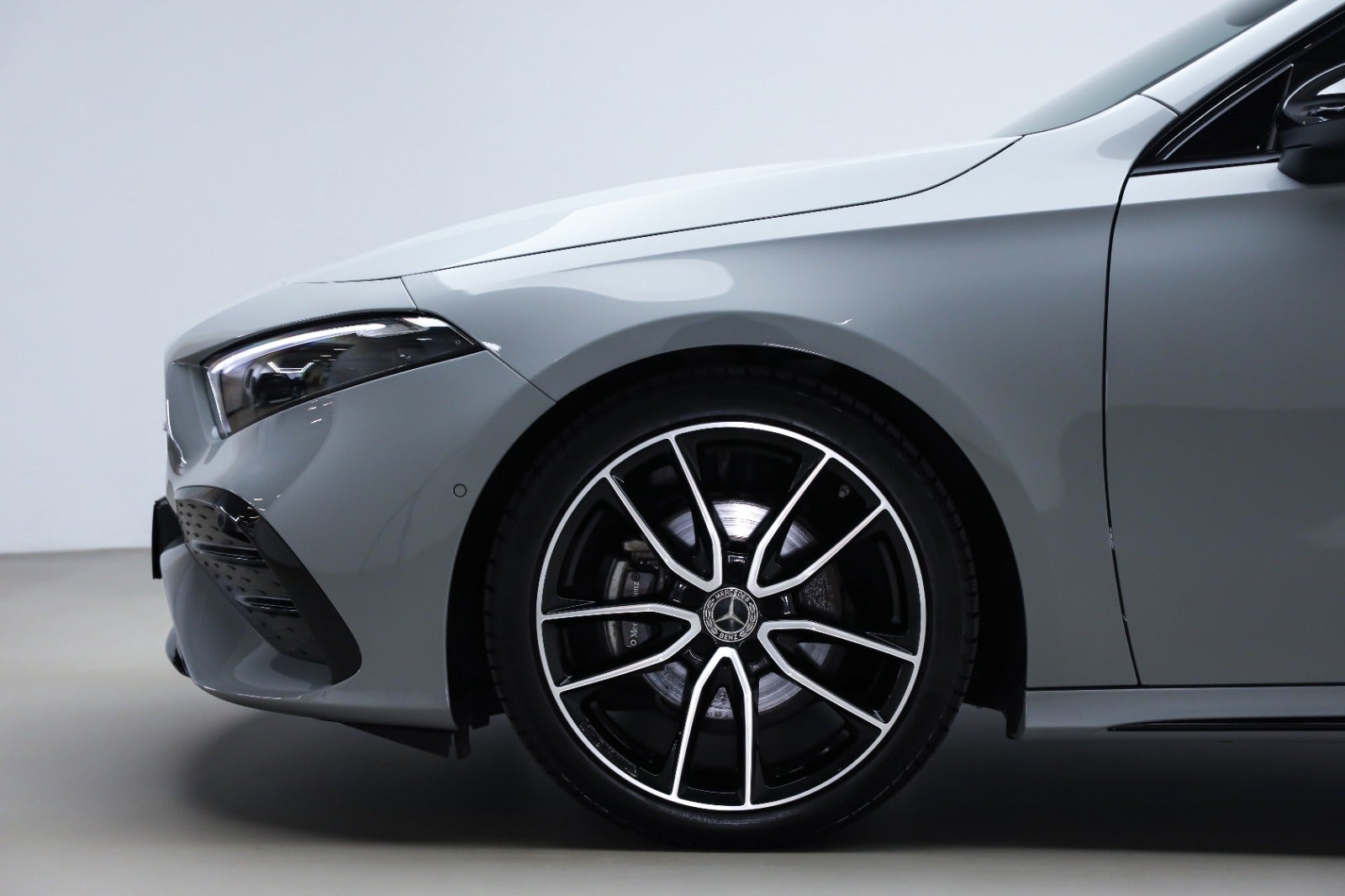 Mercedes-Benz A 200 d
