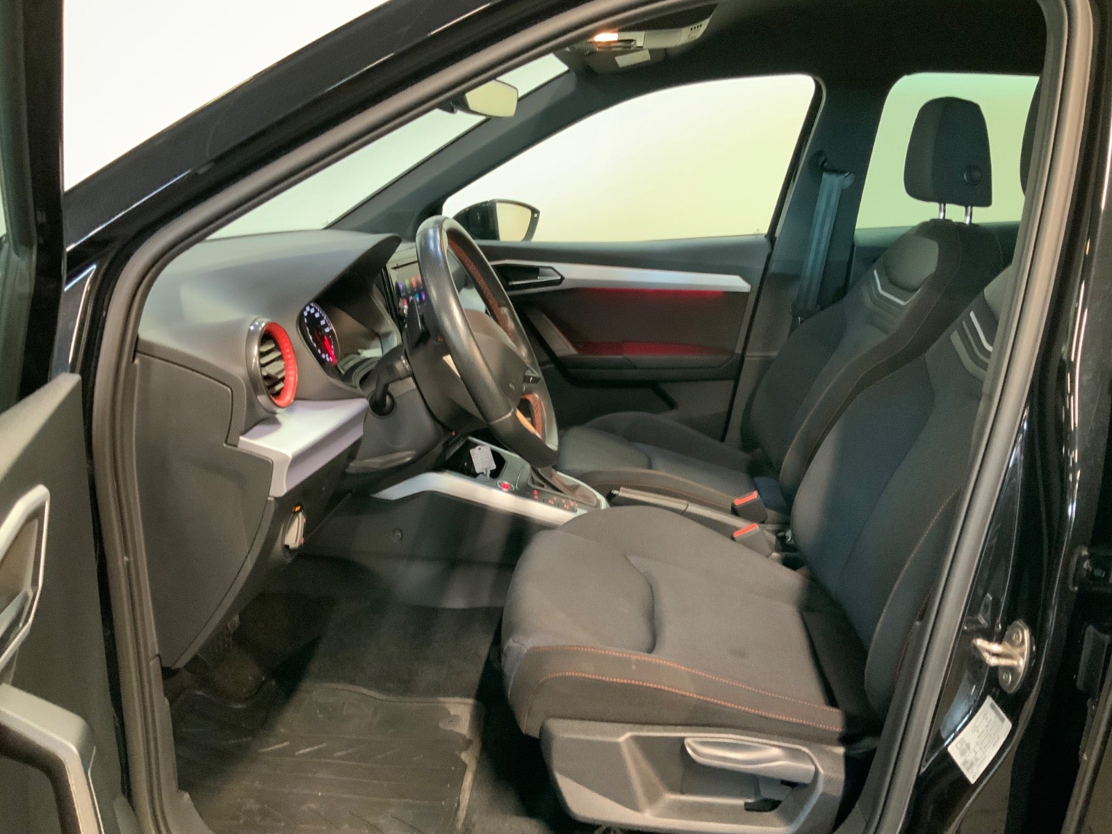 Seat Arona (6/8)