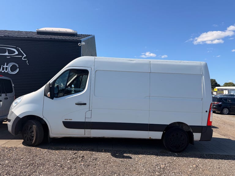 Renault Master III T33 dCi 125 L2H2 Kassevogn