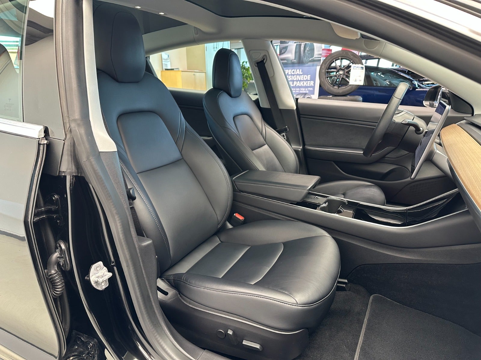 Billede af Tesla Model 3  Performance AWD