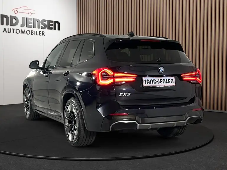 BMW iX3 Charged Plus M-Sport Van