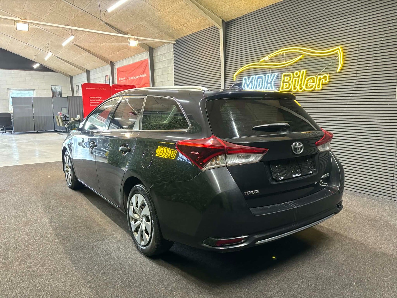 Billede af Toyota Auris 1,6 D-4D T2 Comfort Touring Sports