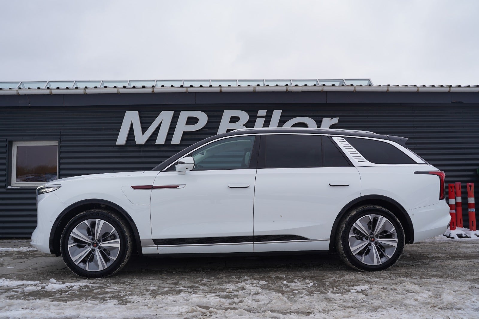 Billede af Hongqi E-HS9 99 Exclusive