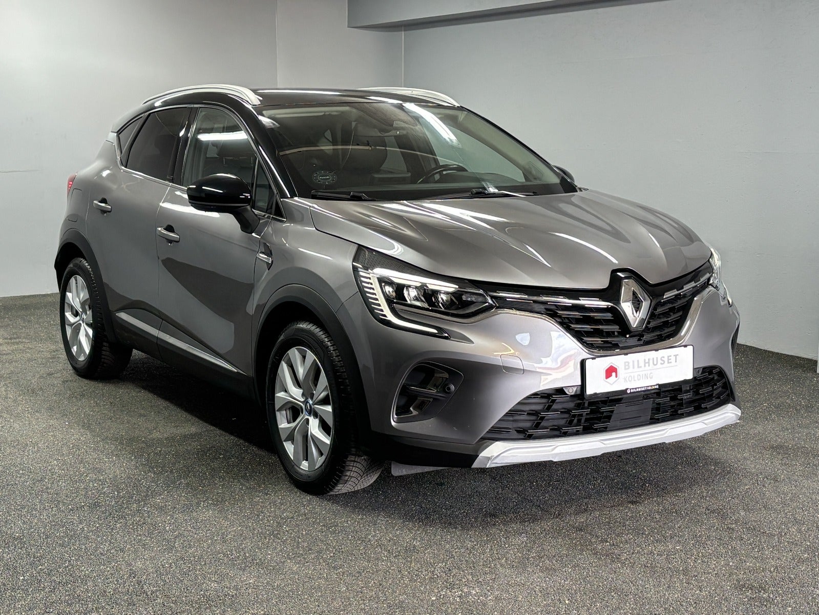 Billede af Renault Captur 1,6 E-Tech Intens