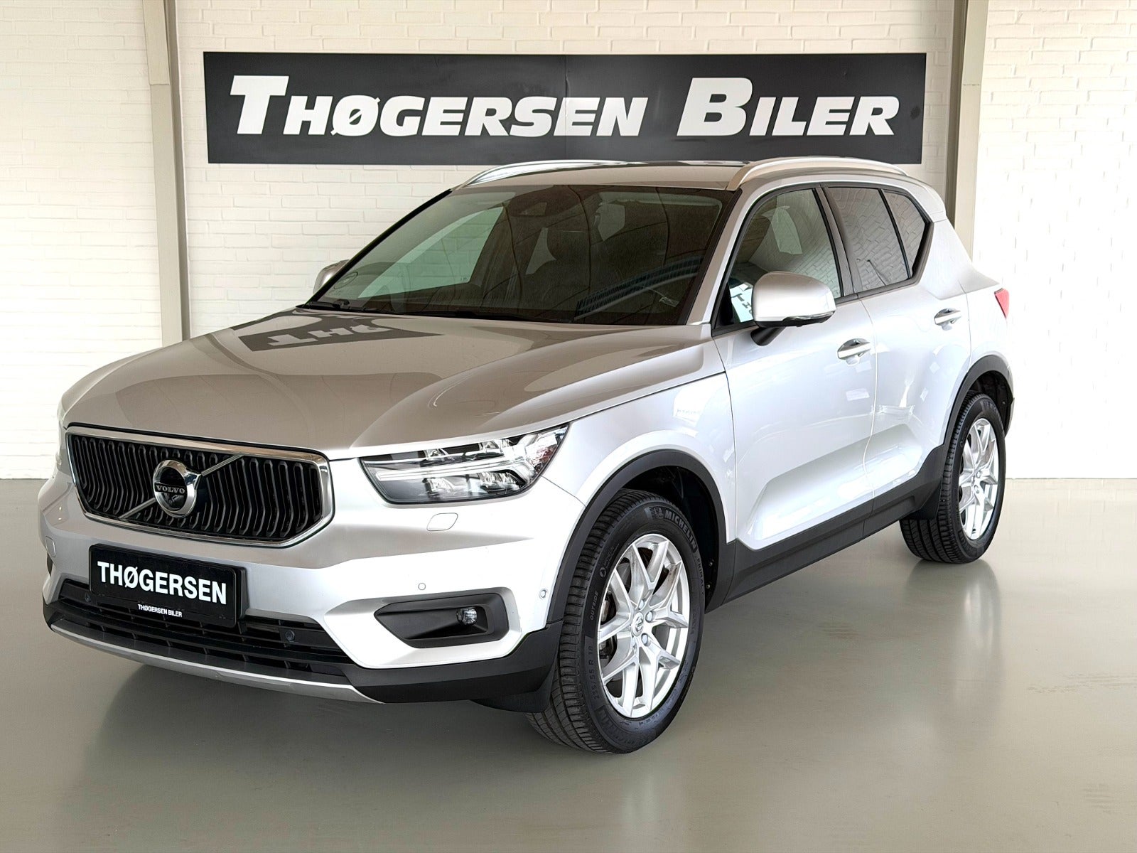Billede af Volvo XC40 2,0 D4 200 Momentum Polestar aut. AWD