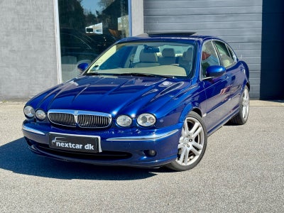 Jaguar X-type 2,5 Deluxe aut. 4d