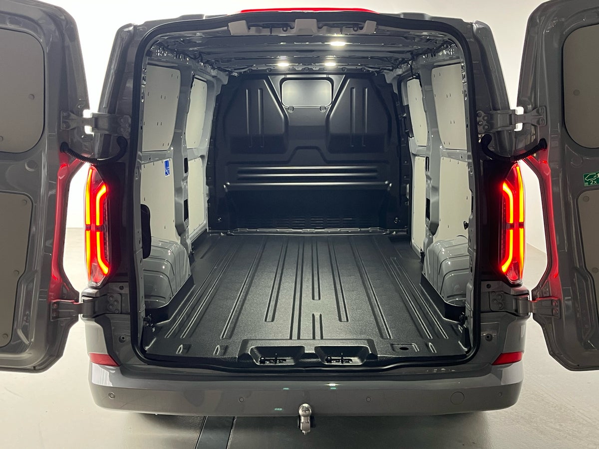 Ford E-Transit Custom 340L Limited billede 18