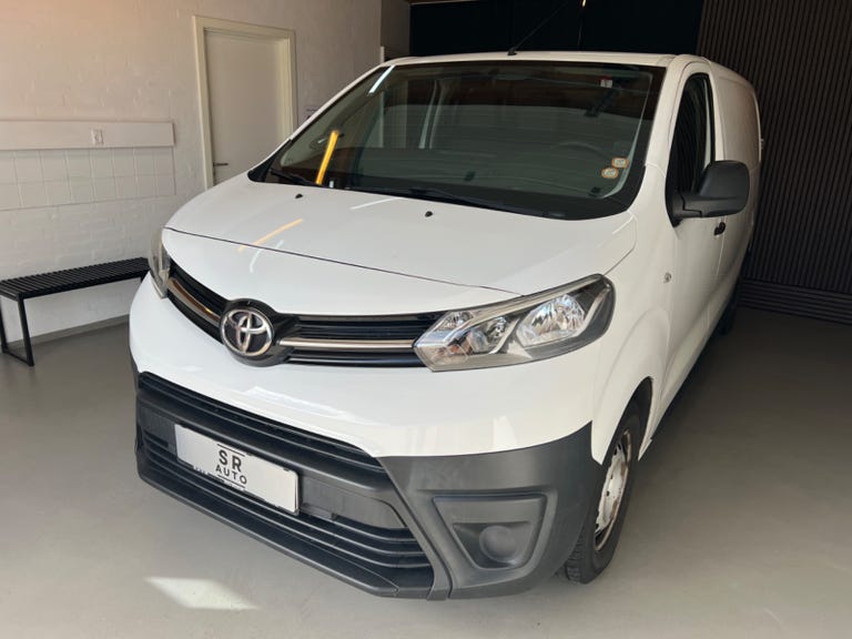Toyota ProAce D 115 Medium Base