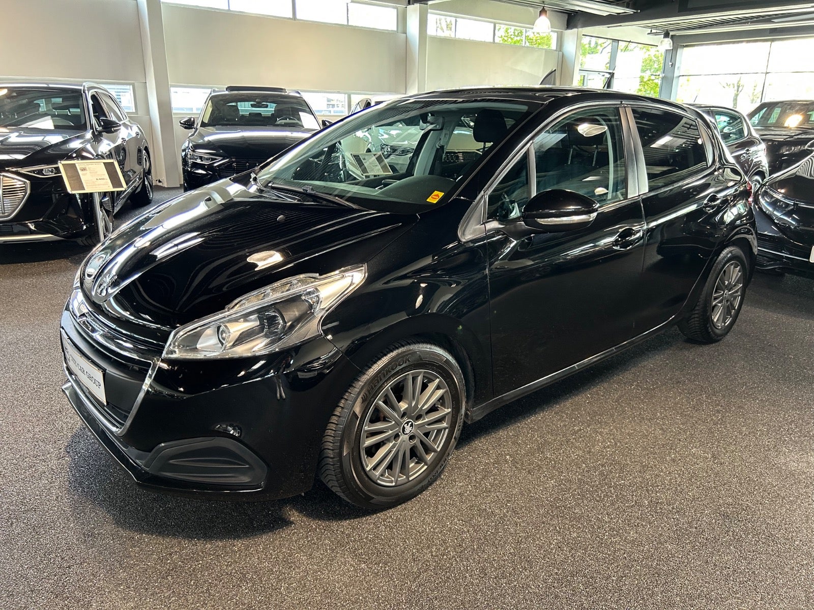 Peugeot 208 - 2