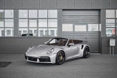 Porsche 911 Turbo S 3,8 Cabriolet PDK 2d