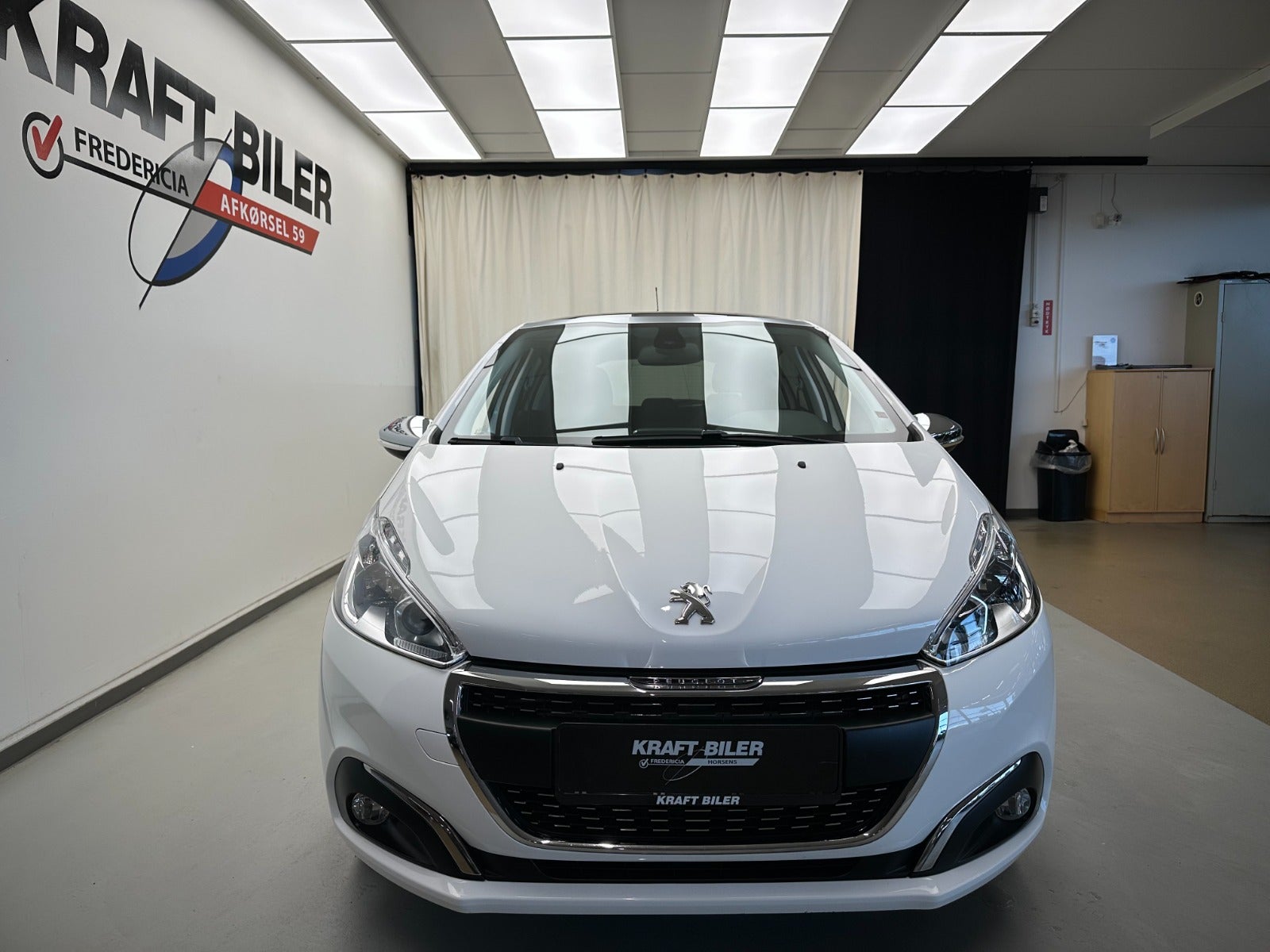Billede af Peugeot 208 1,2 PureTech 82 Allure Sky