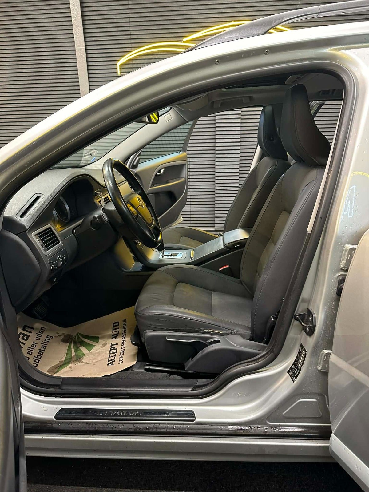 Billede af Volvo V70 2,0 D3 163 Momentum aut.