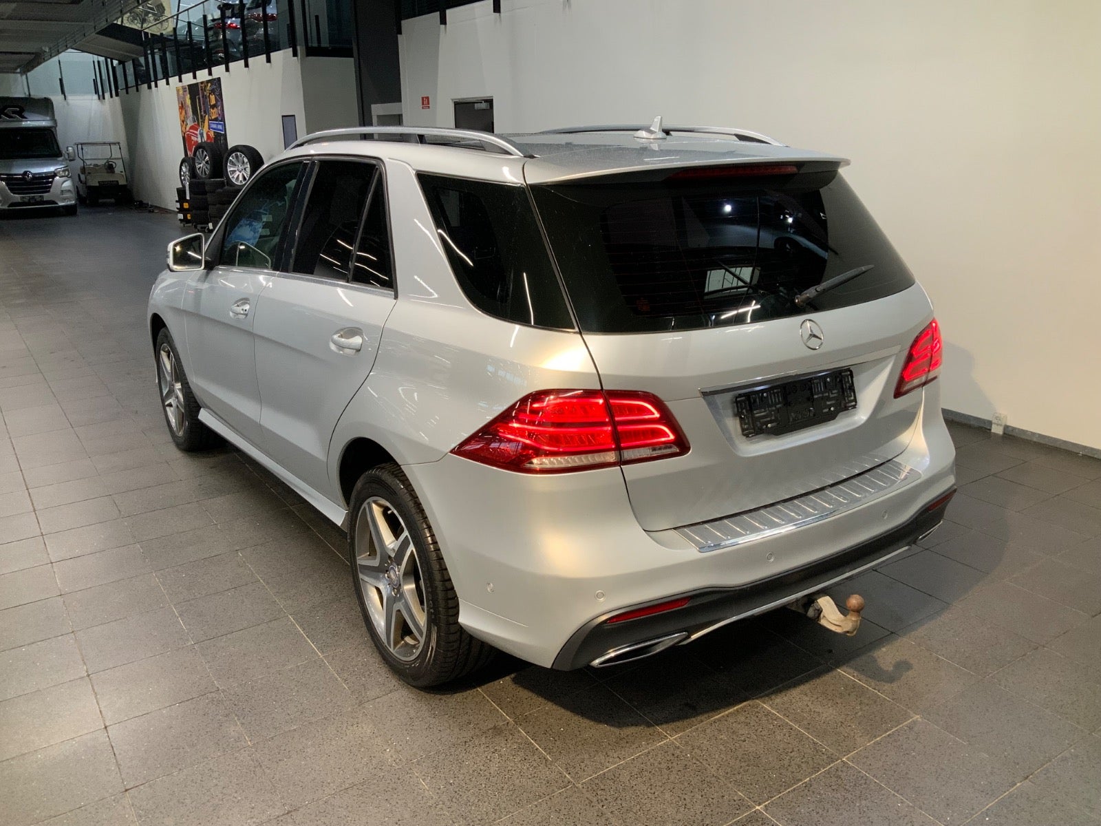 Mercedes-Benz GLE 350 d (5/8)