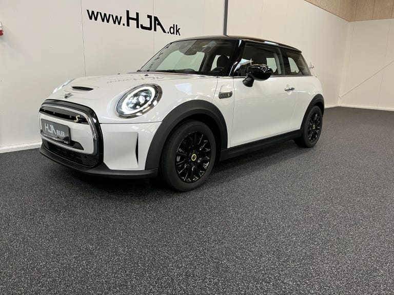 MINI Cooper SE Essential