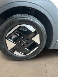 Kia EV3 Standard Range Prestige