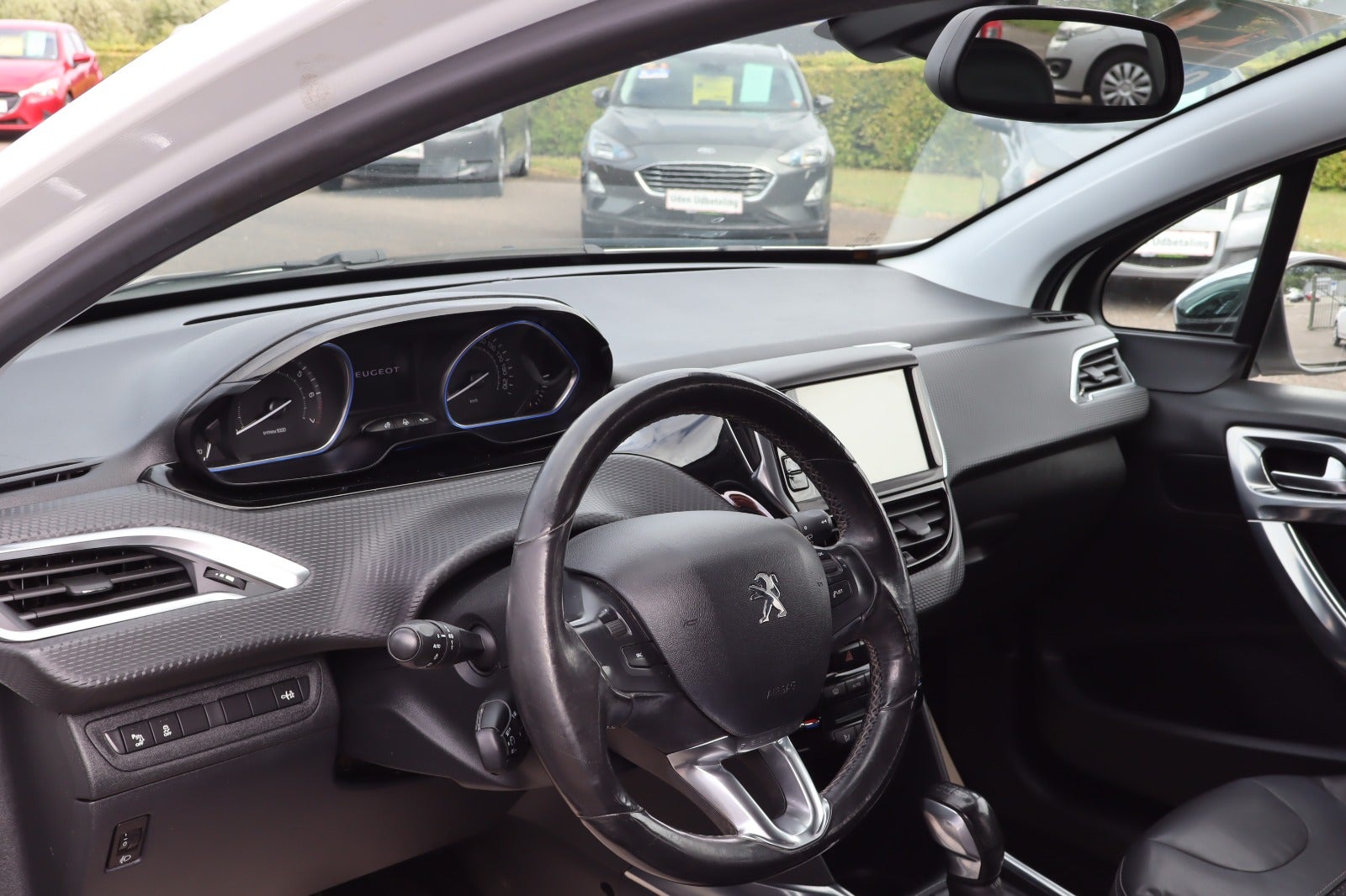 Billede af Peugeot 2008 1,2 VTi 82 Allure