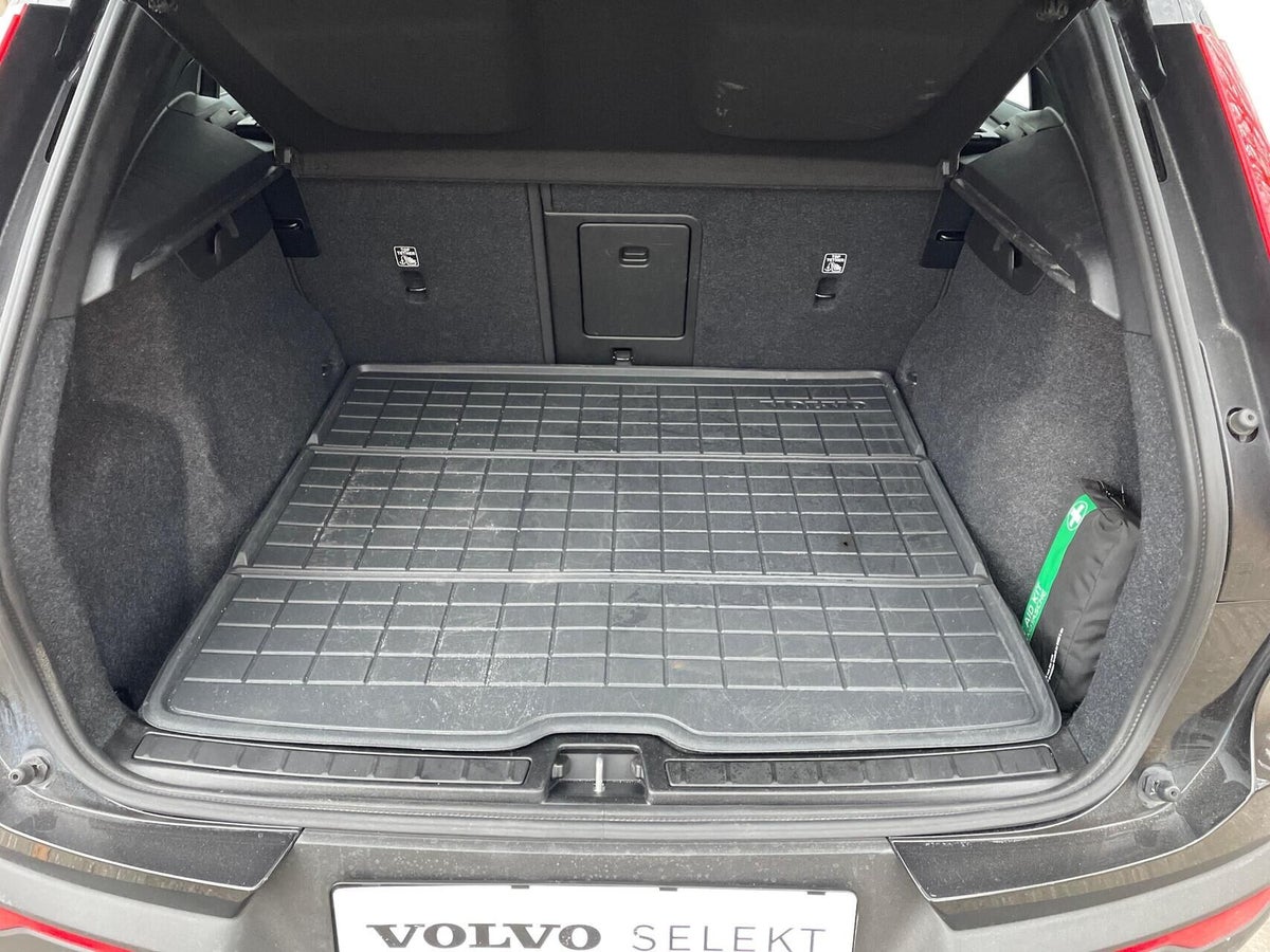 Volvo EX40 Extended Range Black Edition billede 14