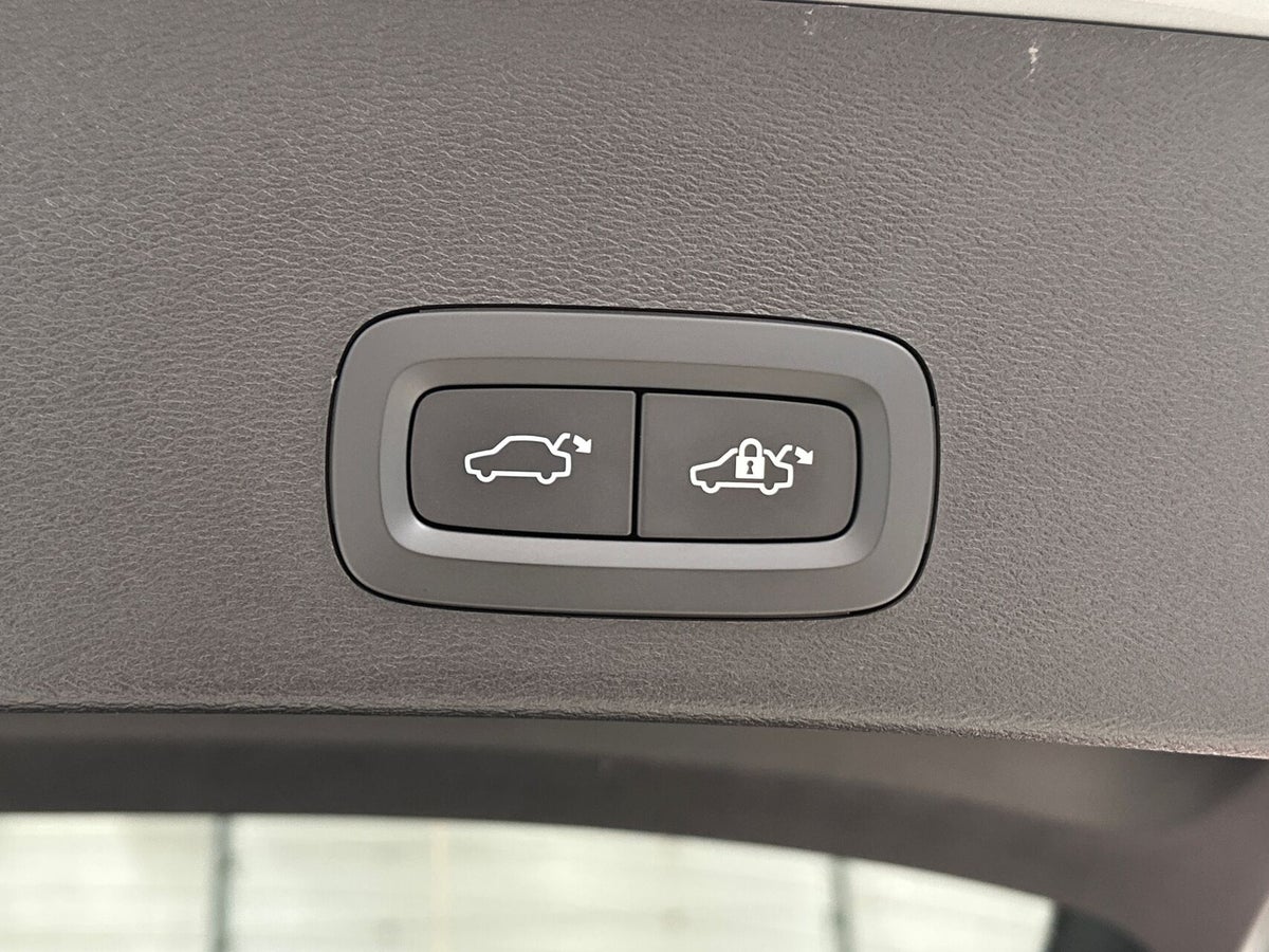 Volvo EX40 Extended Range Core billede 22